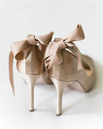 bianca bryen wedding shoes 12 s112509 0216 vert bddf0